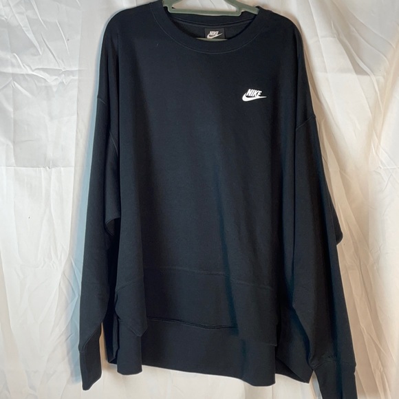 Nike Tops - Nike Women’s Fleece Crew Sweatshirt